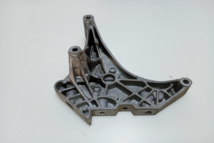 Suport motor 03L199207 Volkswagen VW Passat B6 [2005 - 2010]
