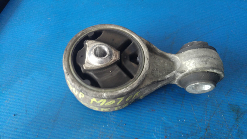 Suport motor 1.5 dci 106 cp k9kp732 renault megane 2 2005-2008 8200355673