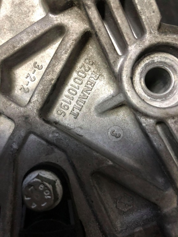 Suport motor 1.5 dci k9k renault twingo 8200101196