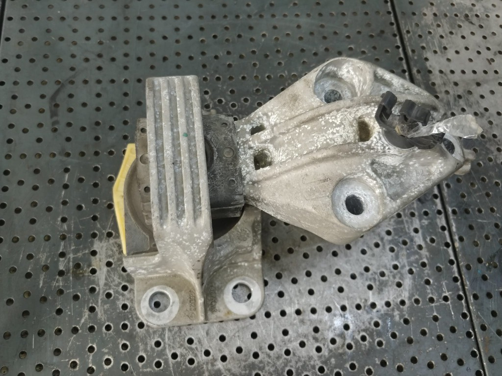 Suport motor 1.5 dci renault megane 3 scenic 3 112100020r