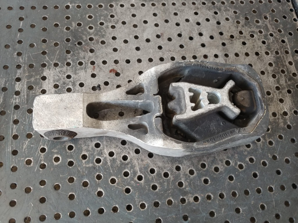 Suport motor 1.6 b citroen c5 aircross 9811786680