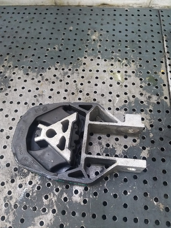 Suport motor 1.6 tdci ford focus 3