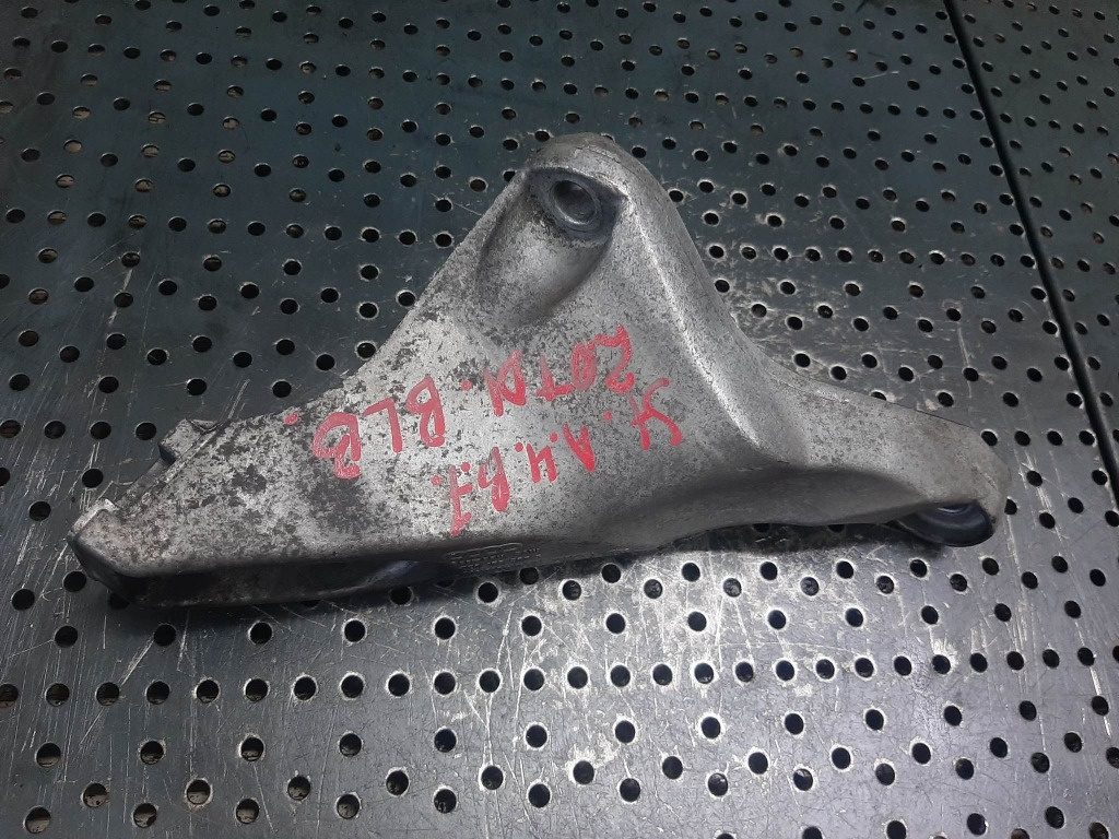 Suport motor 1.9 tdi blb audi a4 b7 2004-2008 8e0199307s