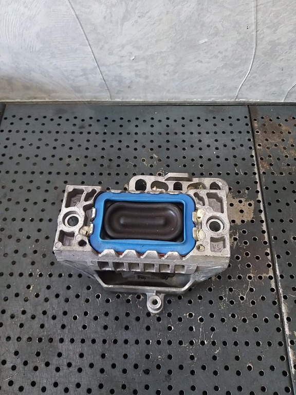 Suport motor 1.9 tdi seat toledo 3 5p 1k0199262ba
