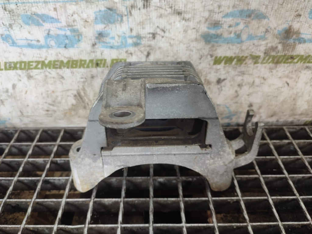 Suport motor 13347450 1.7 cdti A17DTS Opel Astra J [2009 - 2012] 1.7 cdti A17DTS