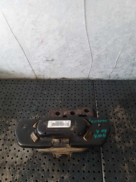 Suport motor 2.0 crd dodge journey 05085490ac