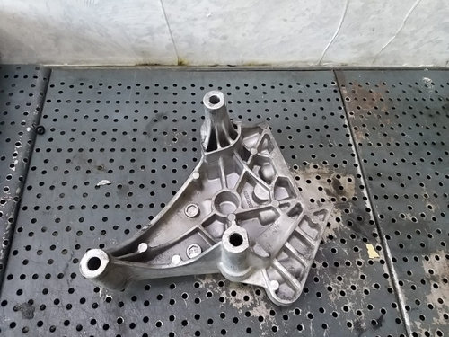 Suport motor 2.0 tdi vw golf 5 1k 03g199207g