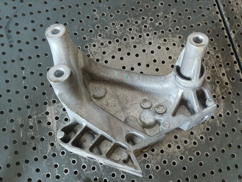 Suport motor 2.0 tdi vw touran 5t1 golf 7 passat b8 audi a3 8v seat leon 5f skoda octavia 3 04l19920...