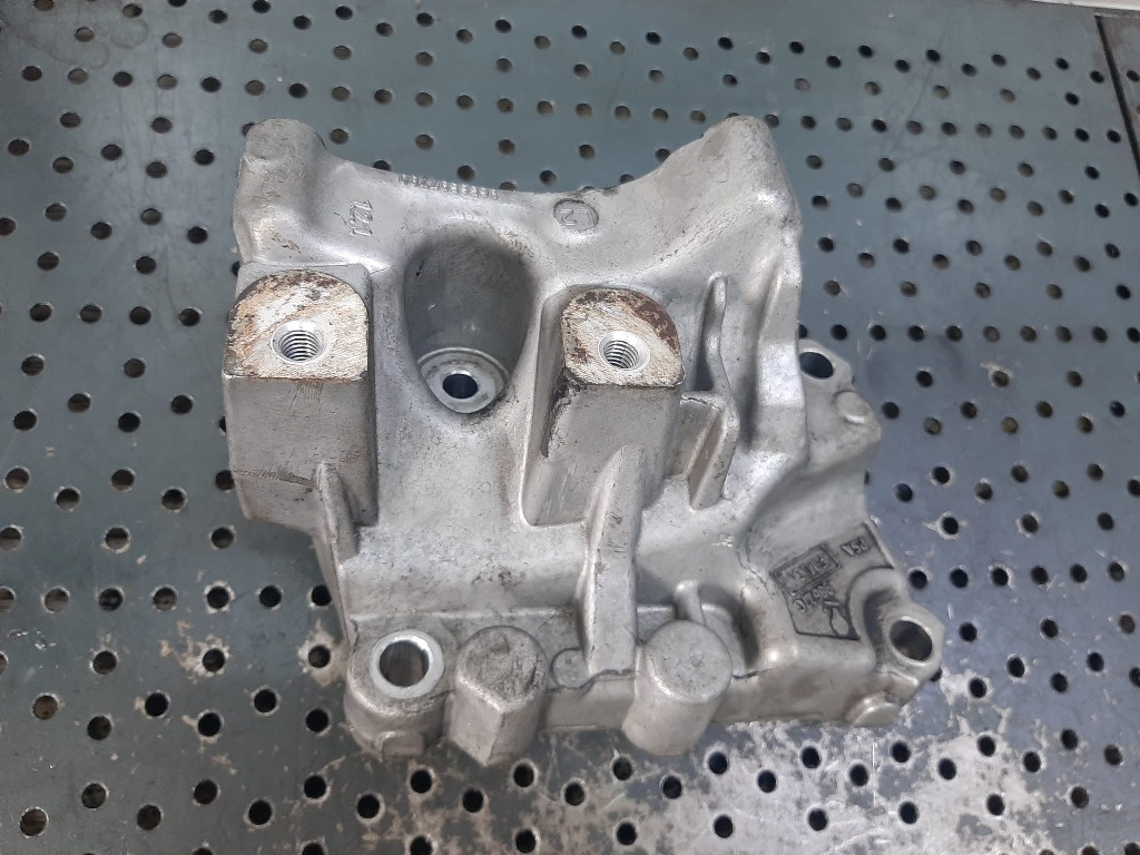 Suport motor 2.2 d 224dt land rover range rover evoque l538 9656597780