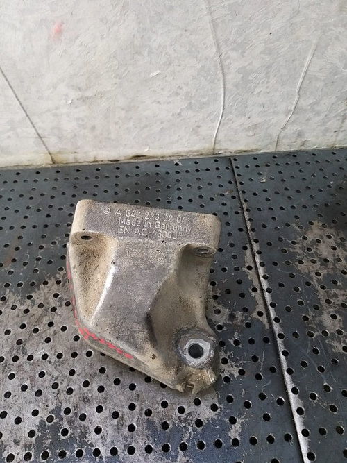Suport motor 3.0 cdi mercedes r class w251 a6422230204