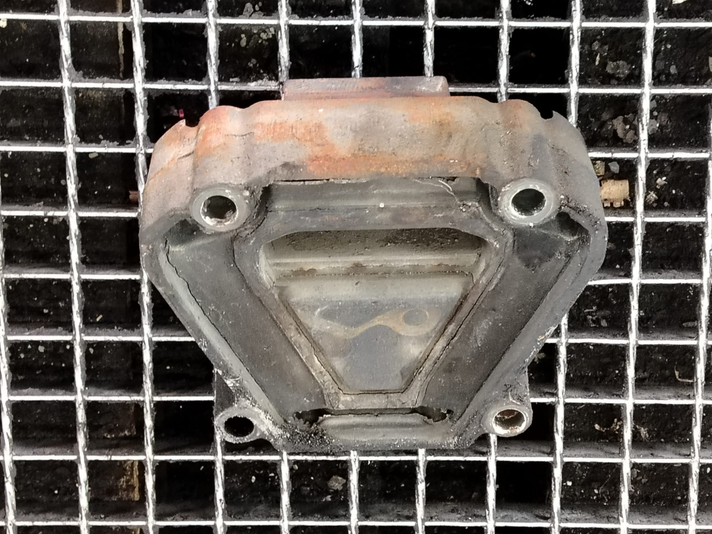 Suport motor 500364185 IVECO Stralis generatia [2002 - 2012]