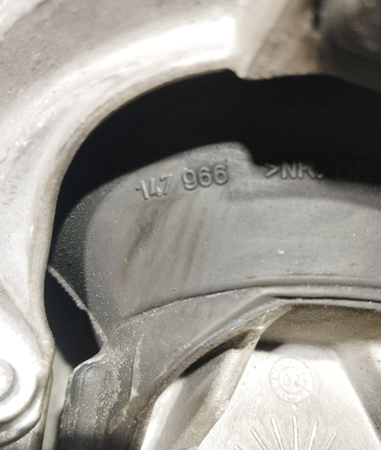 Suport motor 728 215 150 182 Volkswagen VW Touareg generatia 1 7L [facelift] [2007 - 2010] Crossover 3.0 TDI AT (240 hp)
