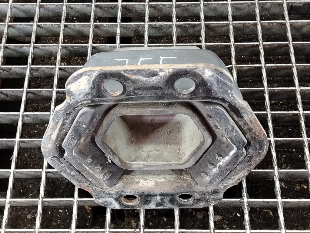 Suport motor 7421151 Daf XF 106 generatia [2012 - 2021]