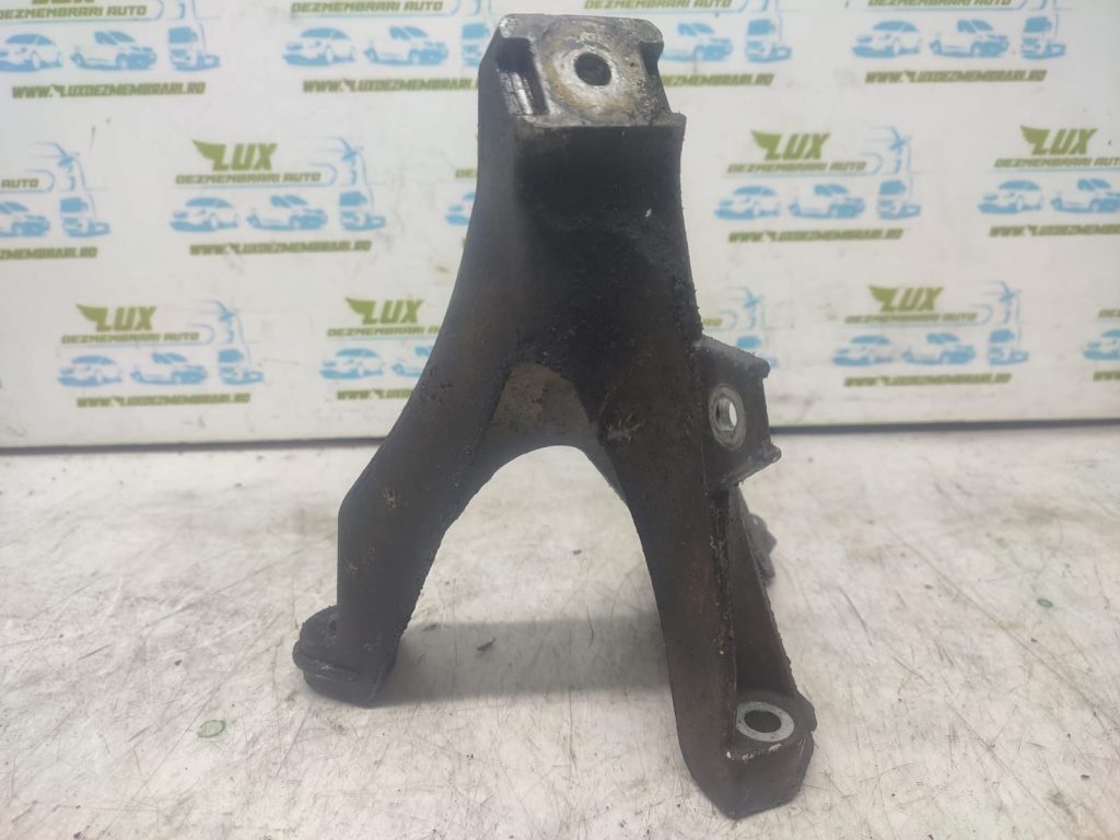 Suport motor 8E0199308AF 2.0 tdi BLB Audi A4 B7 [2004 - 2008] 2.0 tdi BLB