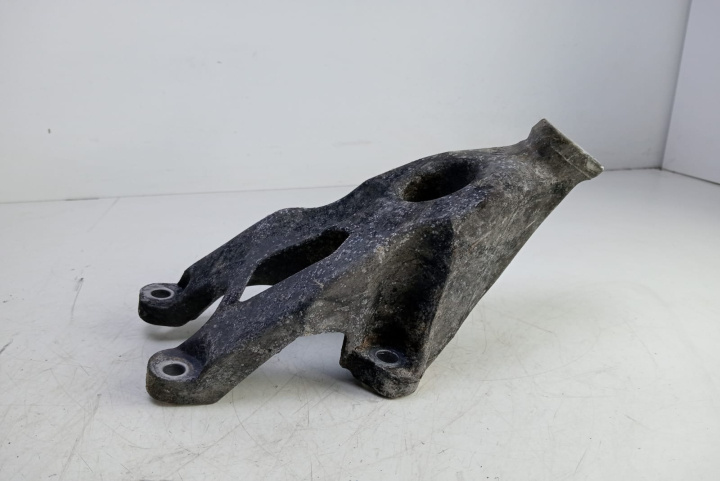 Suport motor 8K0199307BK Audi A5 8T [2007 - 2011]