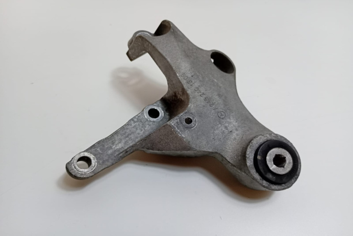 Suport motor A2462401309 Mercedes-Benz A-Class W176 [2012 - 2015]