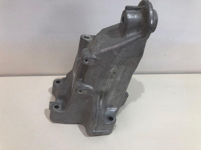Suport motor a6512234304 Mercedes-Benz C-Class W205/S205/C205 [2014 - 2018]