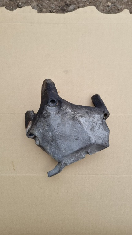 Suport motor Astra J din 2010/2020 motor 1.4 benzina cu turbo cod piesa: 1324877