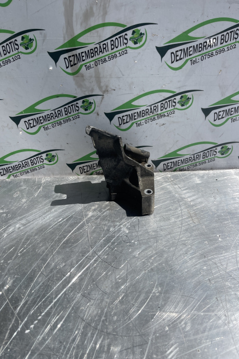 Suport motor carcasa filtru combusibil 9632011910 / 96 320 119 10 Peugeot 406 [facelift] [1999 - 2004] Sedan 2.0 HDi MT (90 hp)