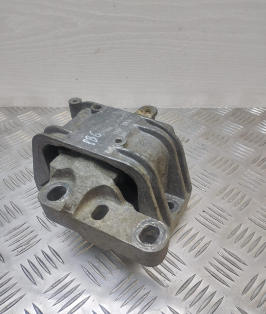 Suport motor cod 1k0199262 1k0199262 Volkswagen VW Passat B6 [2005 - 2010]
