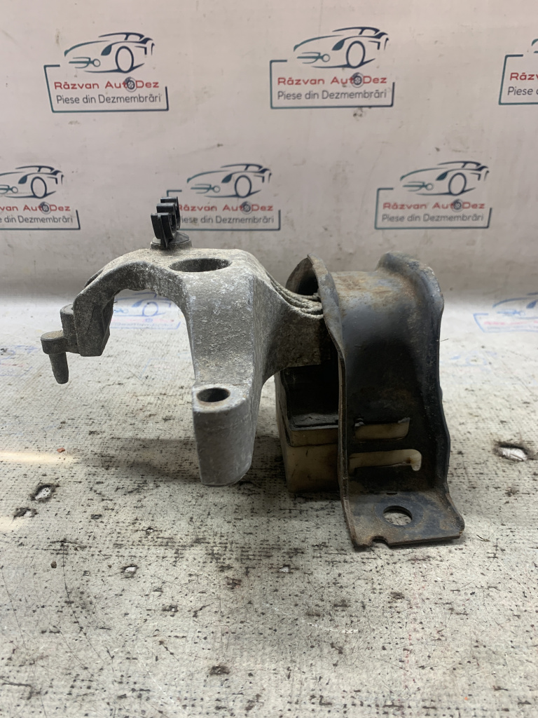Suport motor Dacia Duster - Motorina 2013, 112849221R