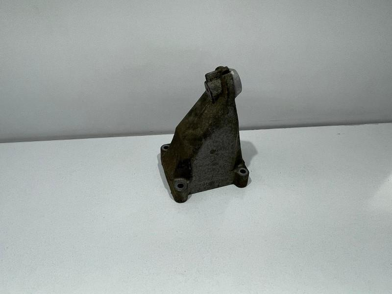 Suport motor dreapta 1.8 kompressor a2712230804 Mercedes-Benz C-Class W203 [2000 - 2004]