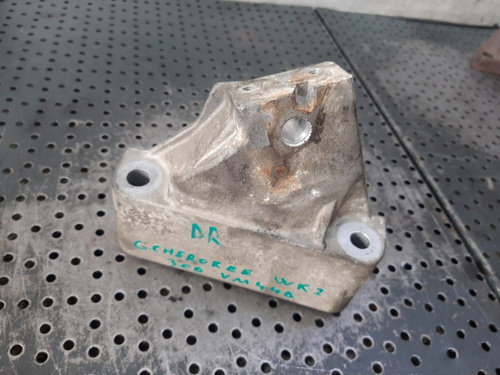 Suport motor dreapta 3.0 crd vm44d jeep grand cherokee 4 wk wk2 2012 52124990ac