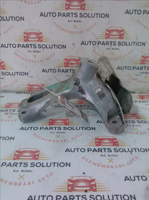 Suport motor dreapta 3.0 D AUDI A 5 an fabr. 2010