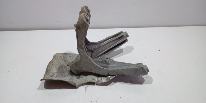 Suport motor dreapta 8K0199308BE Audi A5 8T [2007 - 2011]