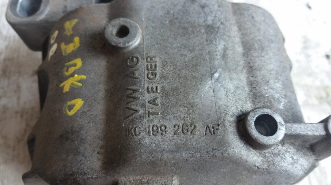 Suport motor dreapta audi a3 8p 2.0 tdi bkd 1k0199262af