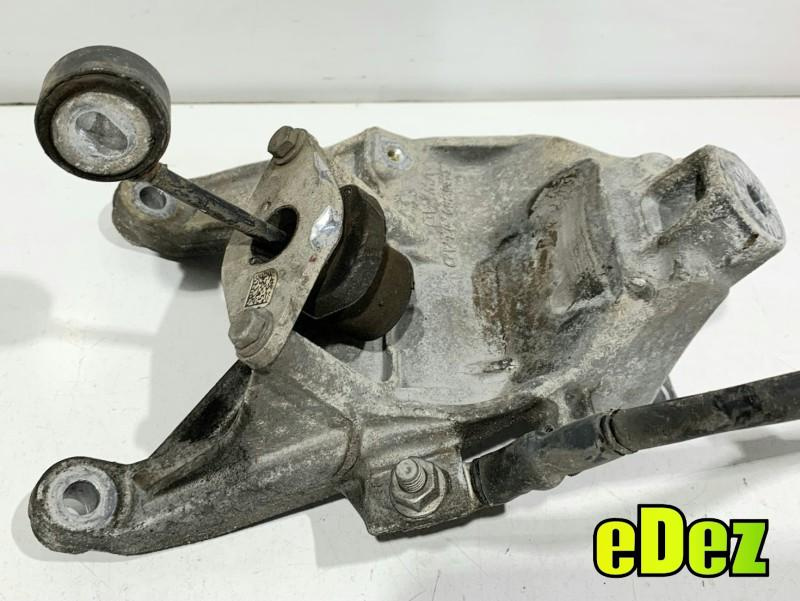 Suport motor dreapta Audi A4 (2015-2019) [8W2, B9] 2.0 tdi; 2.0 tdi DEUA 150 cp; DEUA 4M0199308AD