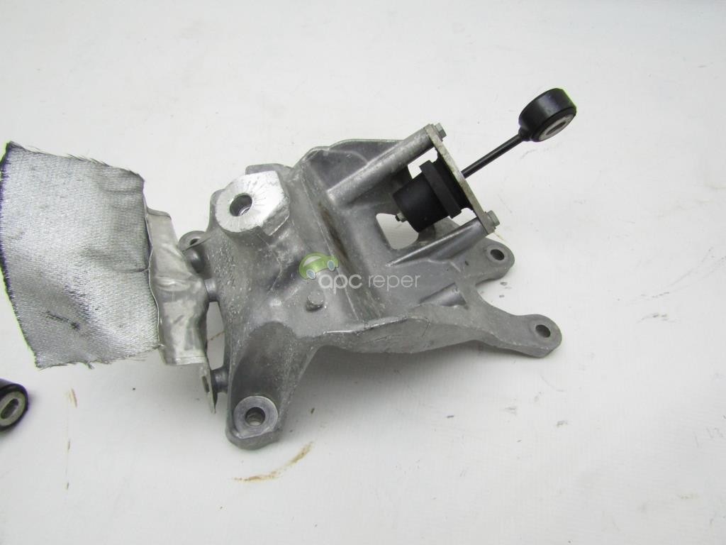 Suport Motor dreapta Audi A4 8W - Cod: 4M0199308AT