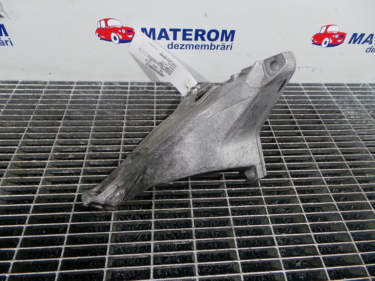 SUPORT MOTOR DREAPTA AUDI A4 A4 1.9 TDI - (2001 2004)