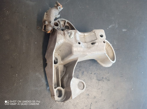Suport motor dreapta , Audi A4 B7 2.0 TDI COD - 8E0199352F