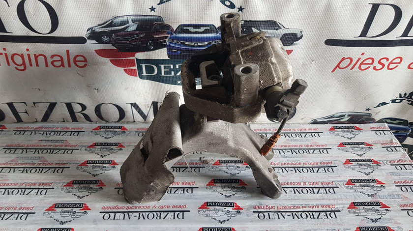 Suport motor dreapta Audi A4 B8 2.0 TDi 136 cai motor CJCB cod piesa : 8K0199308BE