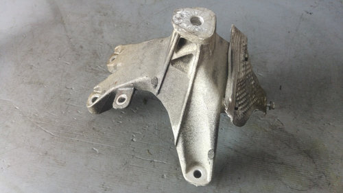 Suport motor dreapta audi a4 b8 2.0 tdi cag 8k0199308ca