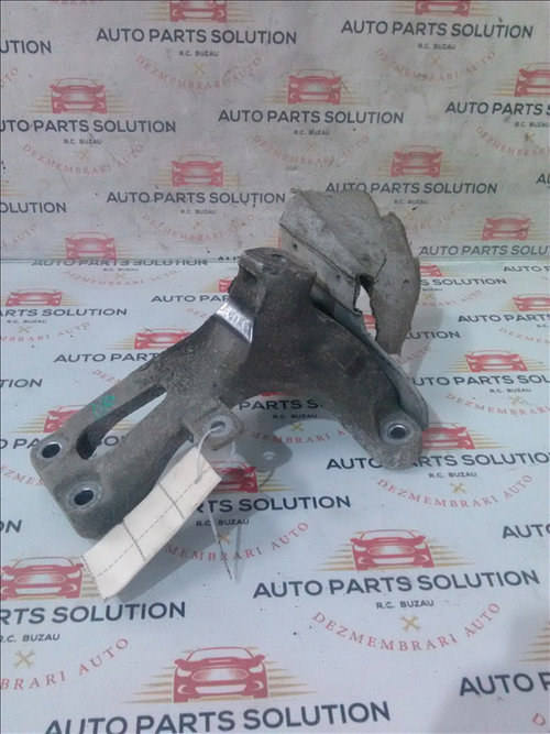 Suport motor dreapta AUDI A4 B8 2.7 TDI 2011