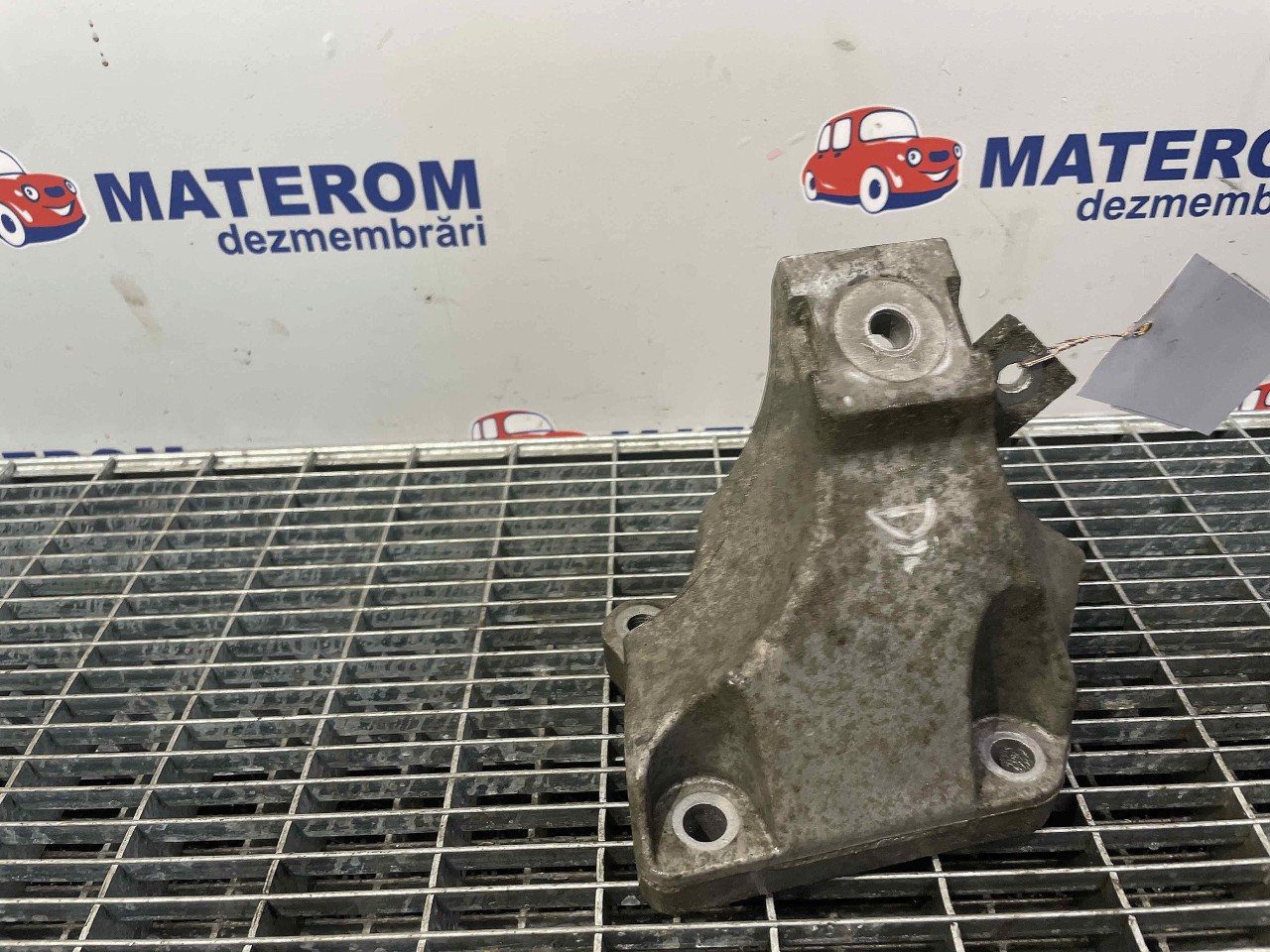 SUPORT MOTOR DREAPTA AUDI A6 A6 2.7 TDI - (2004 2009)