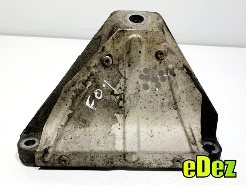 Suport motor dreapta BMW Seria 5 (2010-2017) [F11] 5.0i n63 6777622