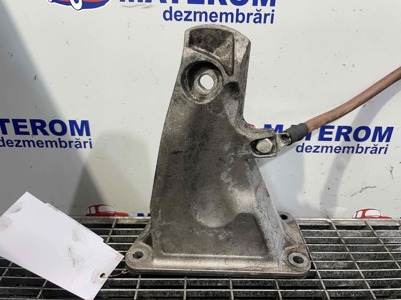 SUPORT MOTOR DREAPTA BMW SERIA 7 E 65 SERIA 7 E 65 3.0 D - (2001 2005)