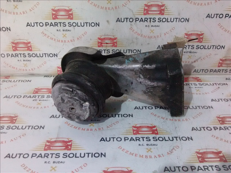 Suport motor dreapta MB C CLASS 203 an fabr. 2003