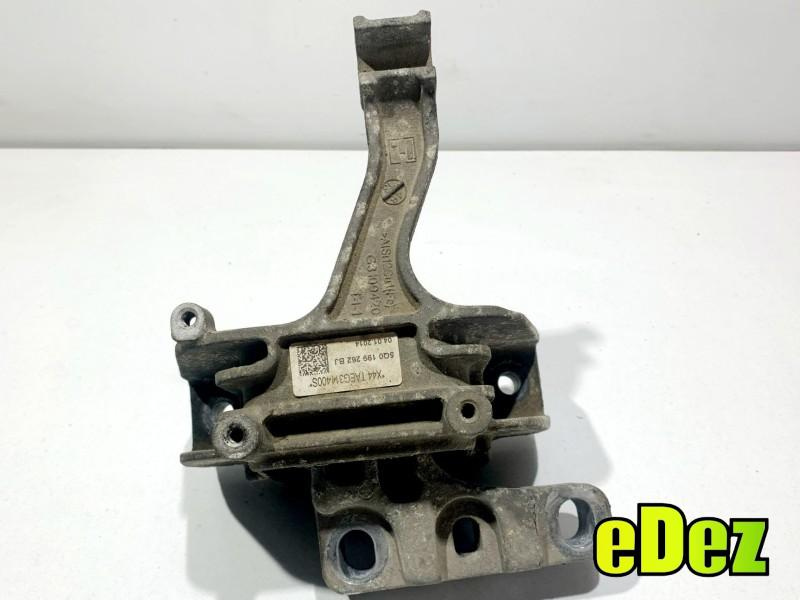 Suport motor dreapta Skoda Octavia 3 (2013-2017 ) 2.0 tdi CKFC 5Q0199262BJ