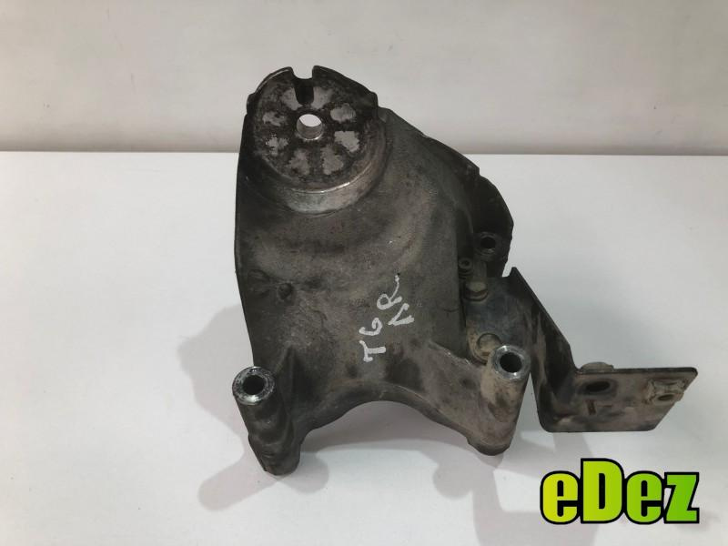 Suport motor dreapta Volkswagen Touareg (2002-2006) 2.5 tdi 070199308a