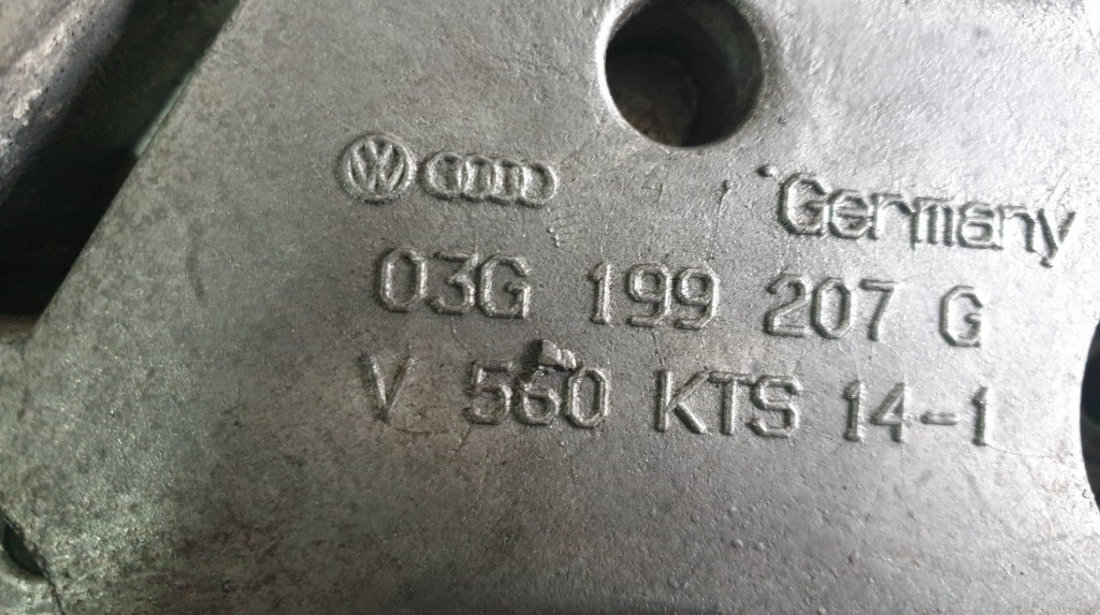 Suport motor dreapta VW Golf V 1.9 TDI 105 cai motor BXE cod piesa : 03G199207G