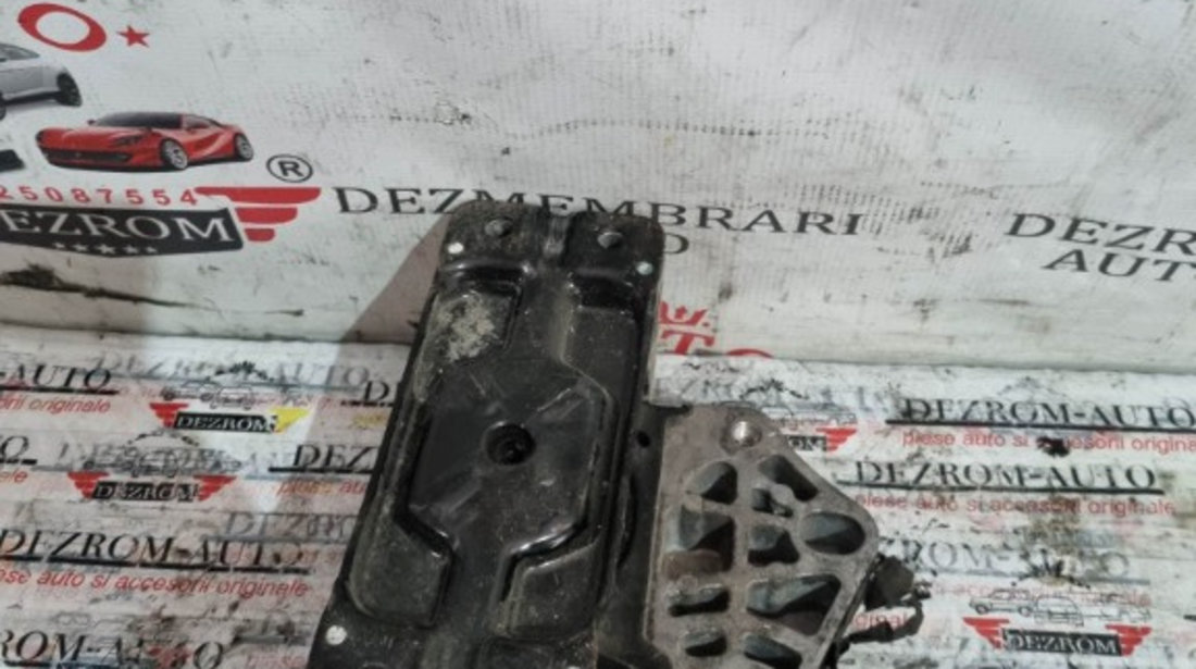 Suport motor fata stanga Ford Transit Mk6 2.2 TDCi 85cp cod piesa : 3C11-7M124-AD