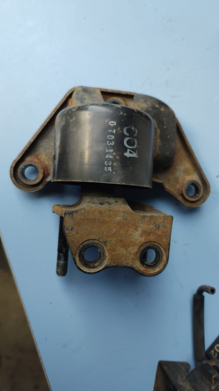 Suport motor Hyundai Santa Fe 2.7 G6EA 2007