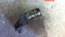 Suport motor la distributie Opel Astra H [2004 - 2...