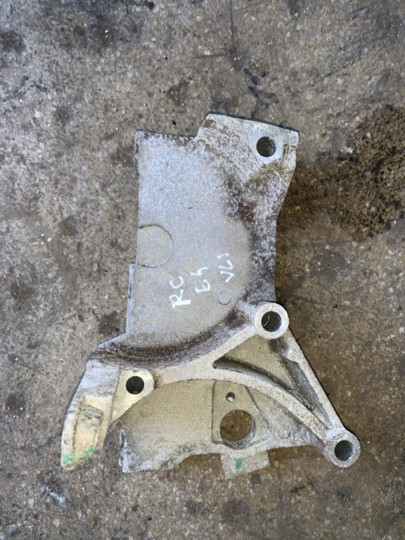 Suport motor la distributie Renault Clio 2 [1998 - 2005] Hatchback 3-usi 1.5 DCI MT (80 hp) II (BB0/1/2_ CB0/1/2_)
