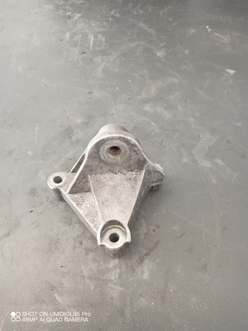 Suport motor , MEGANE II SCENIC II , 2.0 COD -820072747C