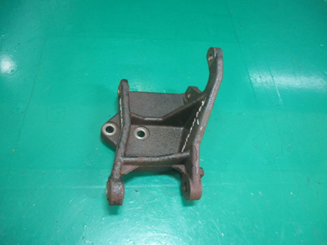 SUPORT MOTOR METAL MITSUBISHI OUTLANDER I 2.4 BENZINA 4X4 FAB. 2001 - 2006 ⭐⭐⭐⭐⭐